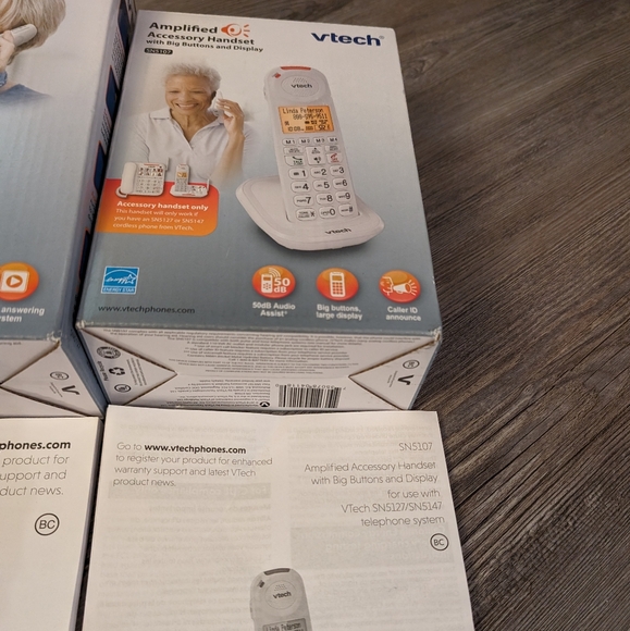 VTech Amplified Cordless Phone with Answering System with Big Buttons & Display - Picture 5 of 16
